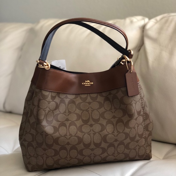 Coach Väskor |  Lexy Axelväska Signature Canvasleather |  Poshmark