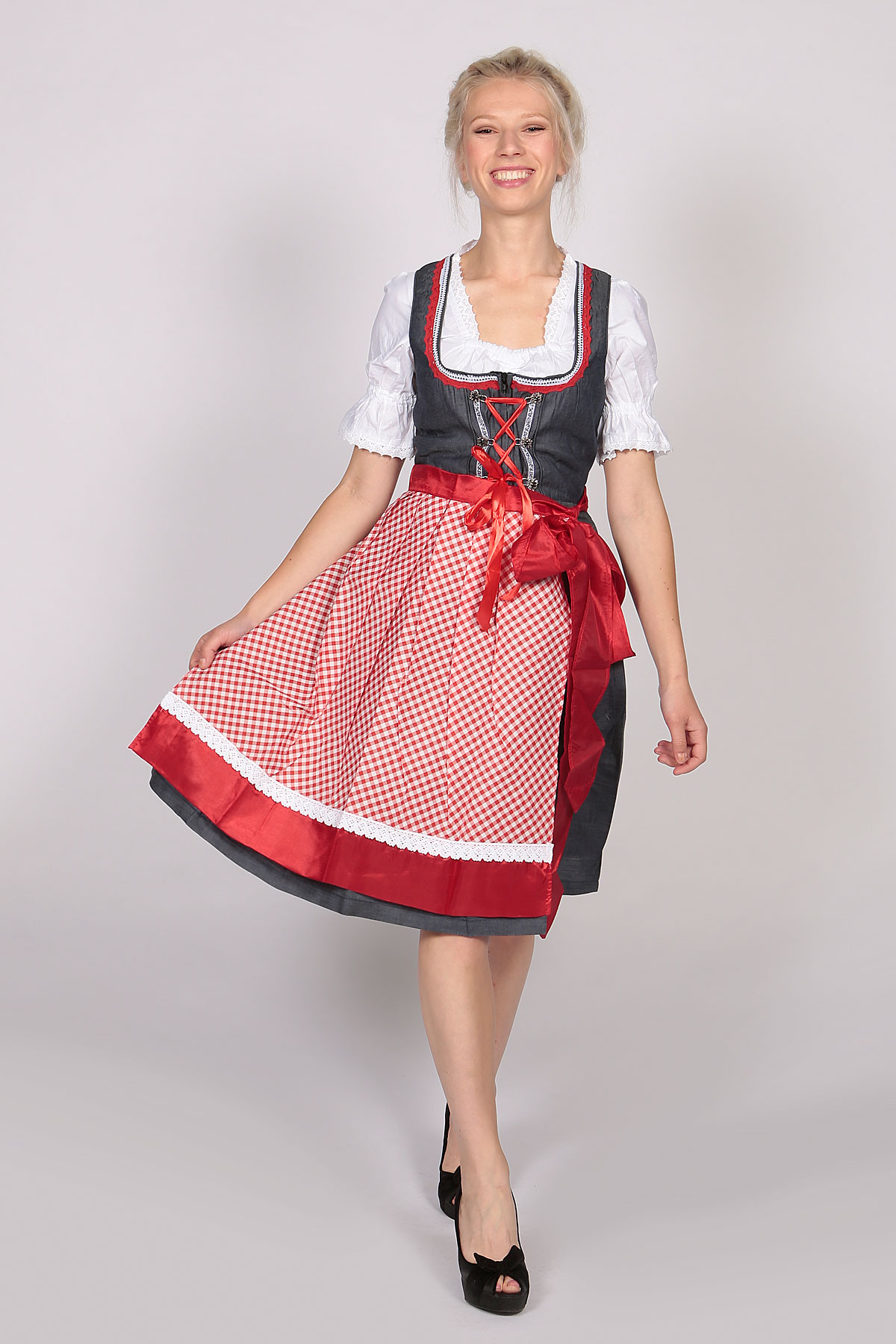 Hem / Oktoberfest Rea på Lederhosen och Dirndl / Dirndl Rea