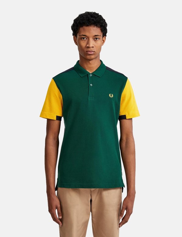 Fred Perry Bold Cuff Insert Polo Shirt - Ivy Green |  Klädsel