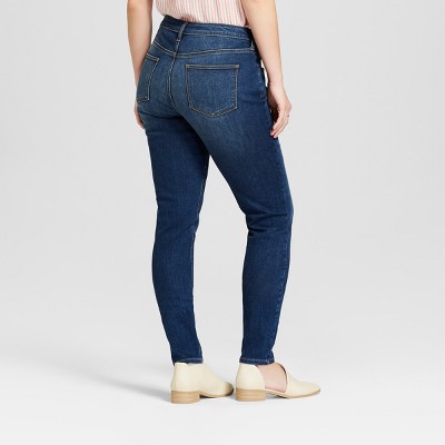 Kurviga skinny jeans i medelhöga för kvinnor - Universal Thread™ Dark Wash: Mål