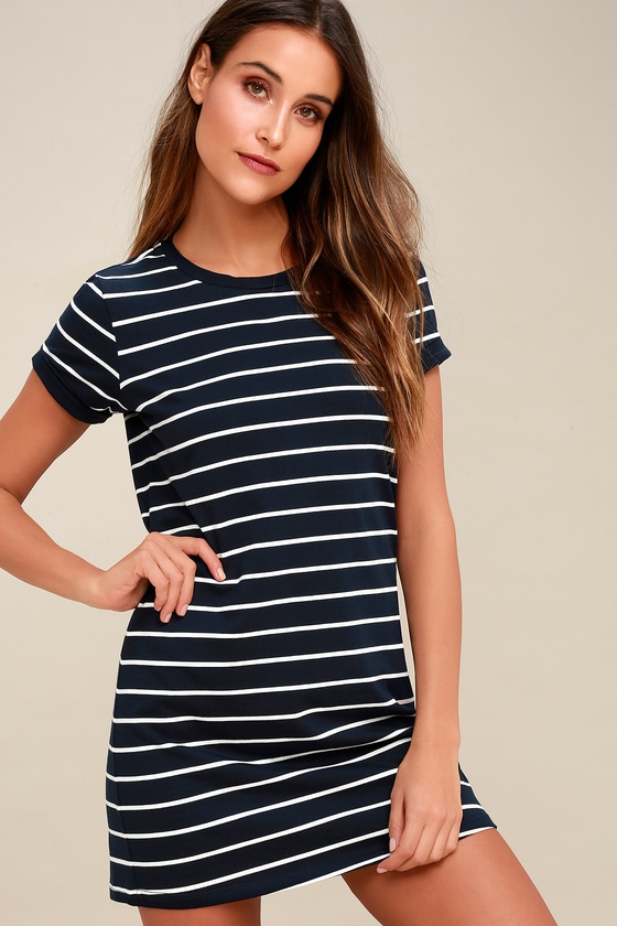 Chic Marinblå Randig Klänning - T-Shirt Klänning - Shift Dress