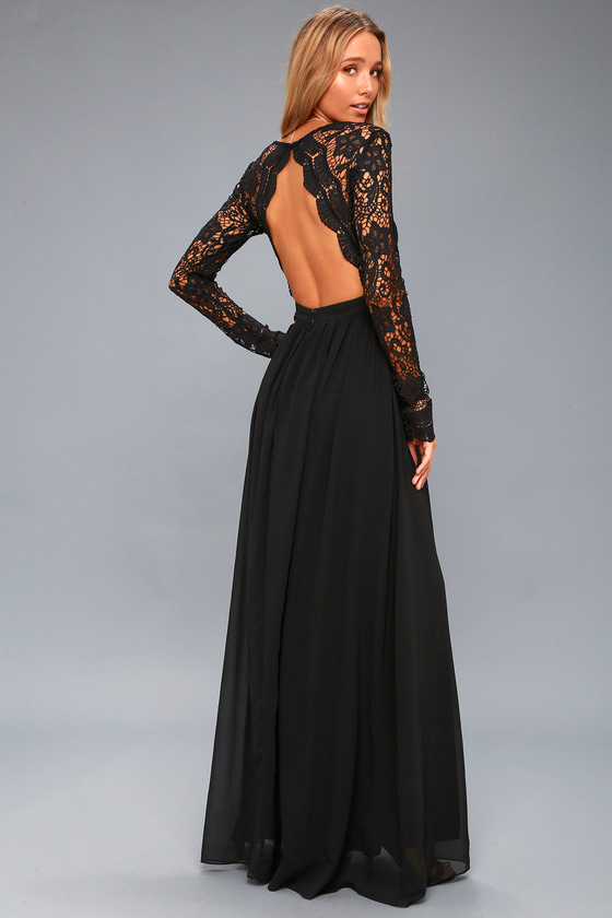 Härlig svart klänning - Maxiklänning - Spetsklänning