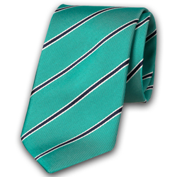Den gröna slipsen är alltid ett perfekt val