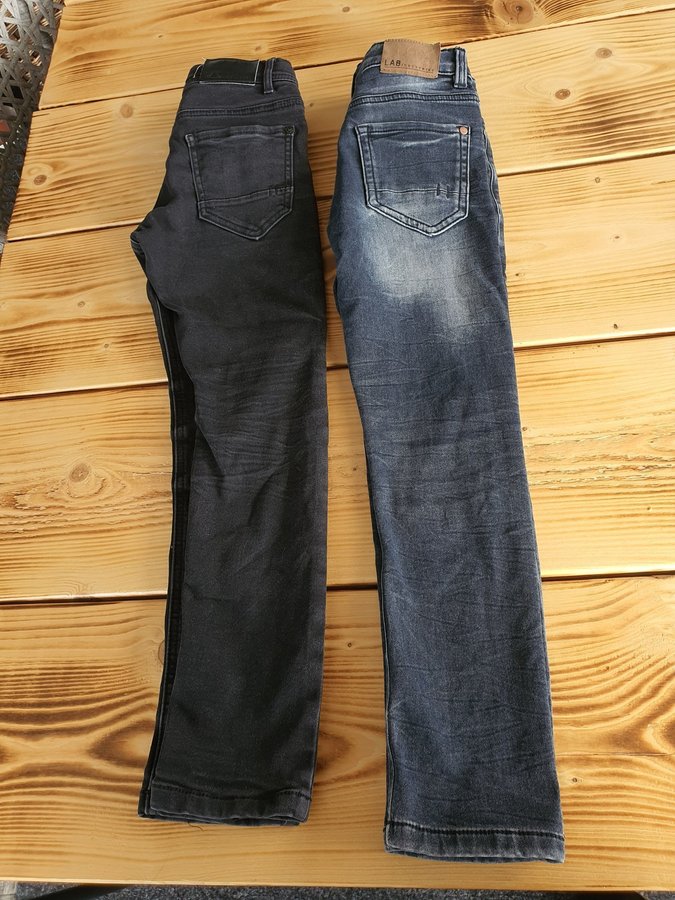 Jeans i storlek 134