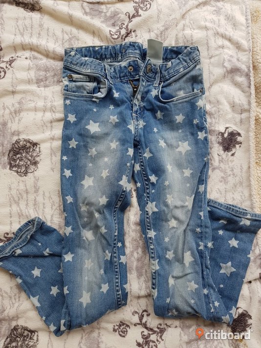 Jeans med stjärnor